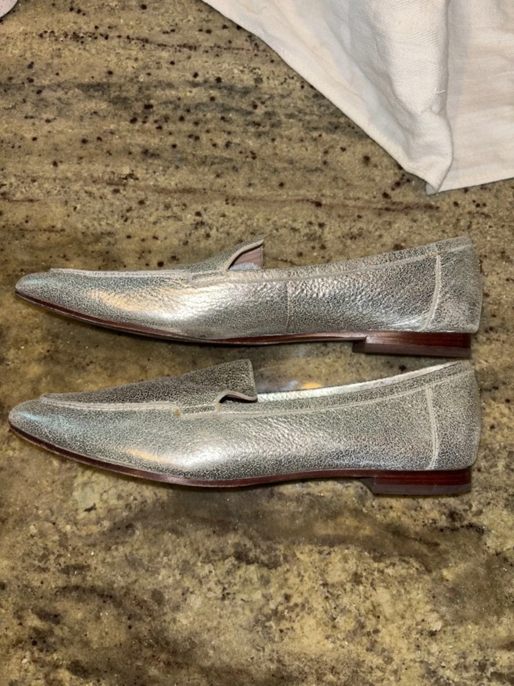 Kate Spade Carima Silver Metallic Loafers Size 10.5